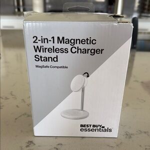 NEW Best Buy Essentials 2 in 1 Magnetic Wireless Charger Stand